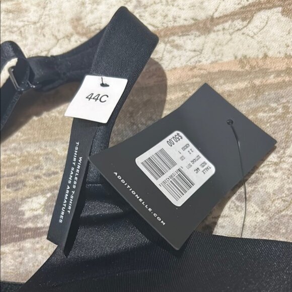 NWT Deesse Black Full-Coverage Bra with Molded Cups Size 44C - Picture 2 of 3